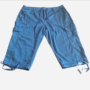 Women's plus size 22W blue capri cargo pants by St. John's Bay